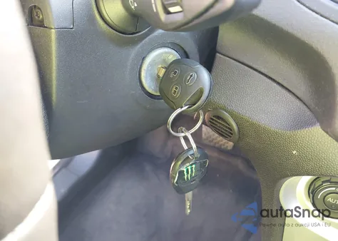 2014 Ford Fiesta Se z USA, uszkodzony, nr VIN 3FADP4EJXEM205132